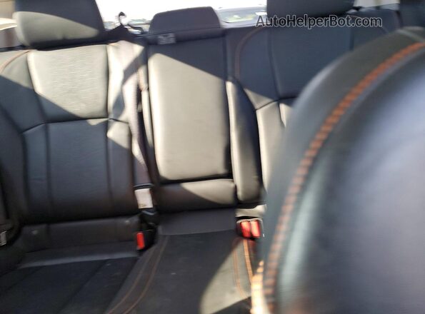 JF2GTAMC8JH271442 2018 SUBARU CROSSTREK Black Widok tylnych siedzeń
