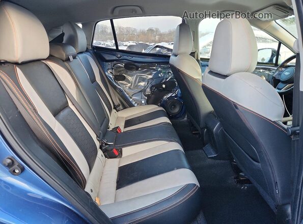 JF2GTAMC9K8340141 2019 SUBARU CROSSTREK Blue Vista interior trasera