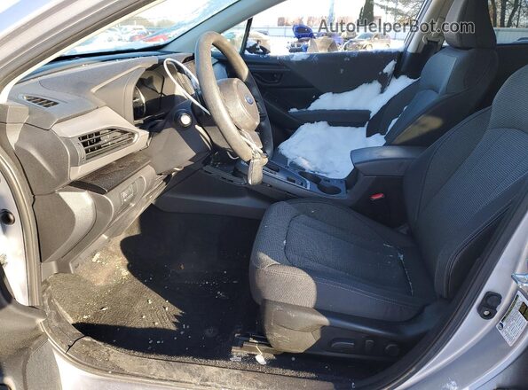 JF2GUADC3R8220178 2024 SUBARU CROSSTREK Серебряный Вид салона спереди