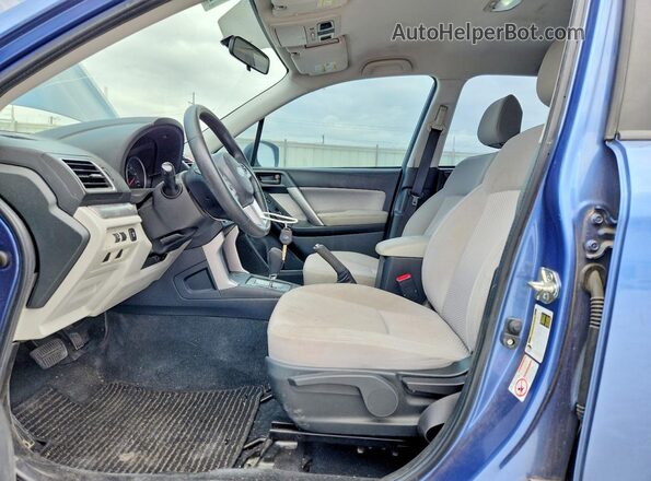 JF2SJABC4JH604979 2018 SUBARU FORESTER Синий Вид салона спереди