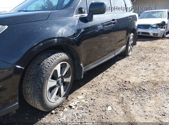 JF2SJABC9JH538073 2018 SUBARU FORESTER 2.5 Черный Вид спереди