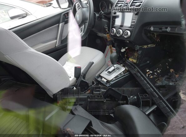 JF2SJAEC2JH477208 2018 SUBARU FORESTER 2.5 Красный Вид салона спереди