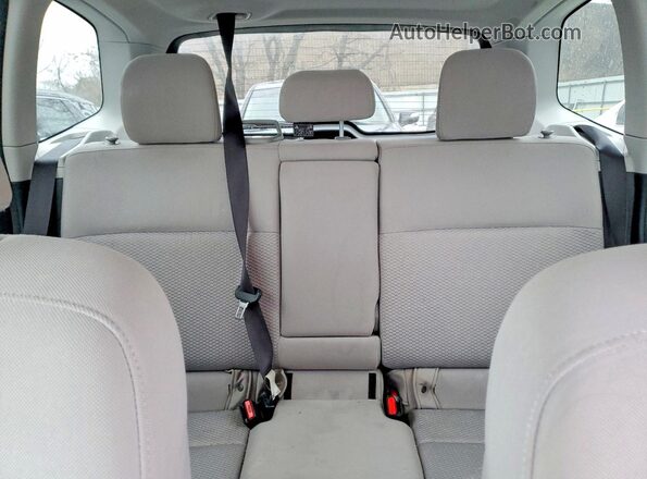 JF2SJAEC5HH496507 2017 SUBARU FORESTER 2.5 White Vista de los asientos traseros