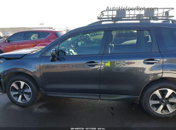 JF2SJAEC9JH584000 2018 SUBARU FORESTER 2.5 Серый 
