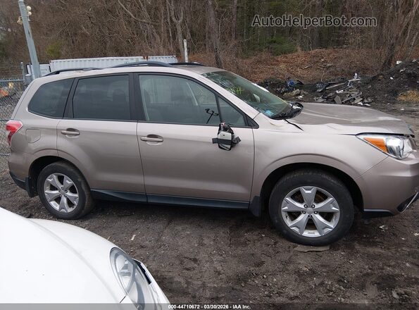 JF2SJAFC2GH414617 2016 SUBARU FORESTER 2.5 Желто-коричневый Вид задней части салона