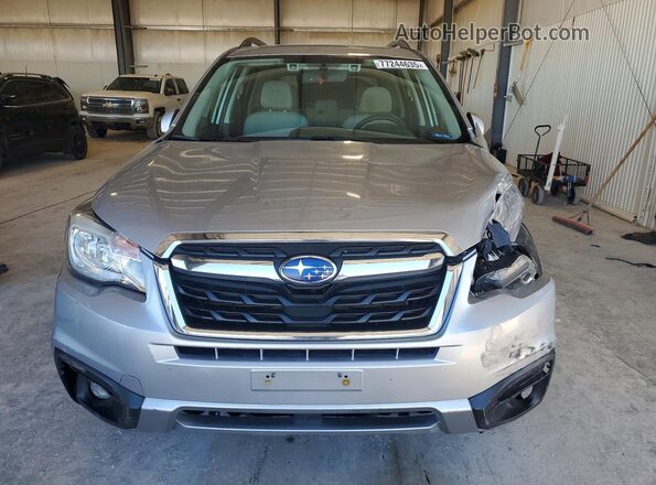 JF2SJAGC5HH558761 2017 SUBARU FORESTER 2.5 Серебряный Вид спереди