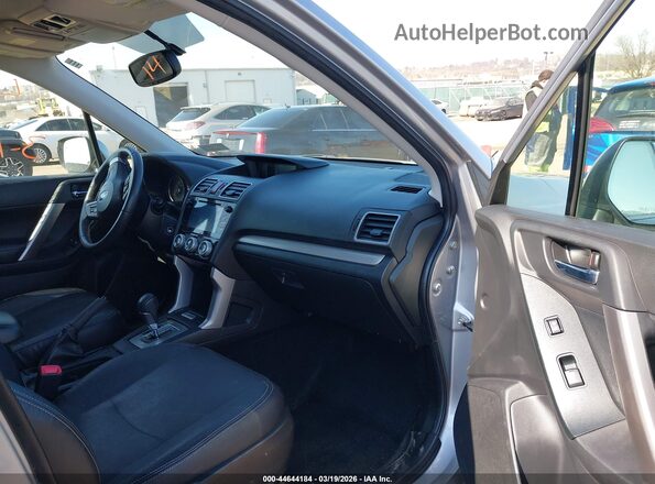 JF2SJAHC7GH461672 2016 SUBARU FORESTER 2.5 Silver Widok wnętrza z przodu