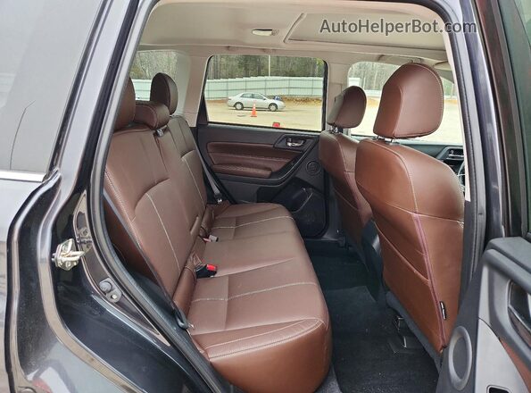 JF2SJATC6HH495949 2017 SUBARU FORESTER 2.5I TO Серый Вид задней части салона