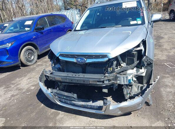 JF2SJATCXHH413110 2017 SUBARU FORESTER 2.5I TO Серебряный Вид спереди