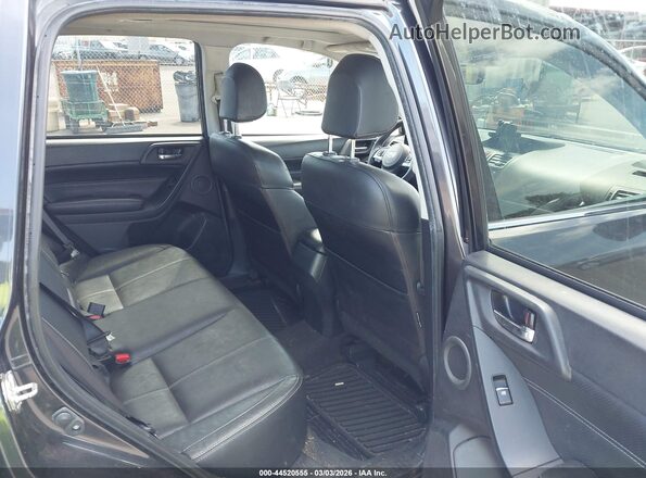 JF2SJAWC4JH555048 2018 SUBARU FORESTER 2.5I TO Черный Вид наклейки с VIN-кодом
