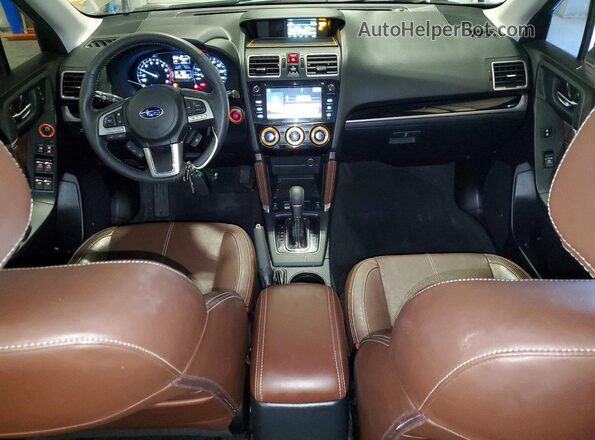 JF2SJAWC9JH431289 2018 SUBARU FORESTER Коричневый Вид панели приборов