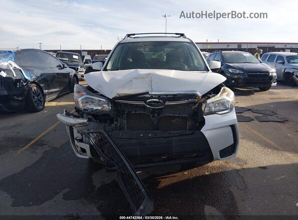 JF2SJGDC6GH408440 2016 SUBARU FORESTER2. Белый Вид задней части салона