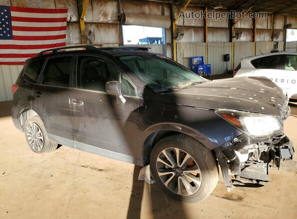 JF2SJGEC2HH557489 2017 SUBARU FORESTER2. Gray Przód prawy