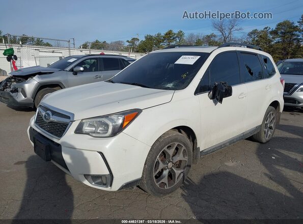 JF2SJGVC6GH421641 2016 SUBARU FORESTER2. Белый Передняя левая четверть