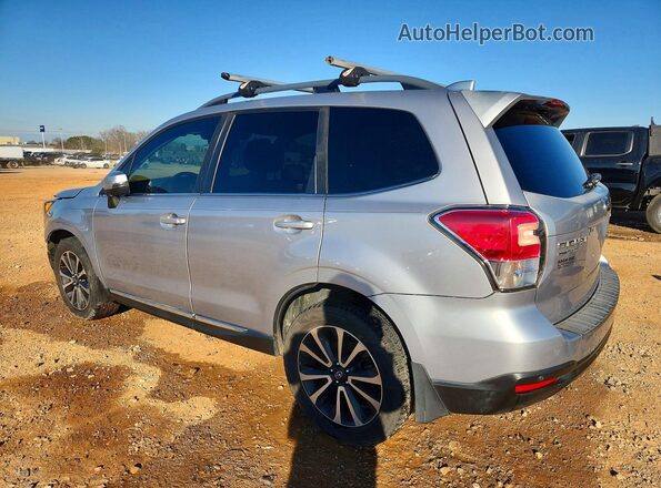 JF2SJGWC2HH447041 2017 SUBARU FORESTER2. Silver Trasero izquierdo
