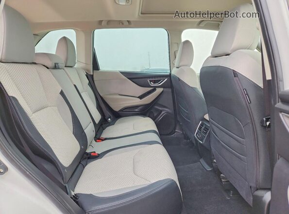 JF2SKADC9RH426850 2024 SUBARU FORESTER Белый Вид задней части салона