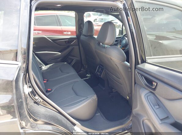 JF2SKAJC5RH528246 2024 SUBARU FORESTER Black Widok naklejki z numerem VIN