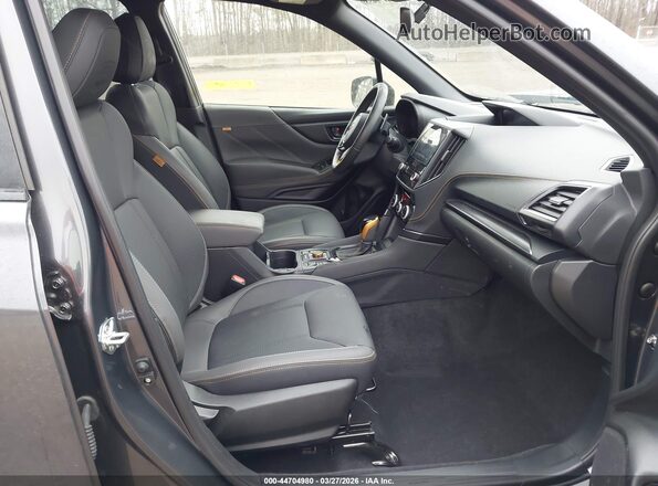 JF2SKAJC8RH418162 2024 SUBARU FORESTER Серый Вид салона спереди