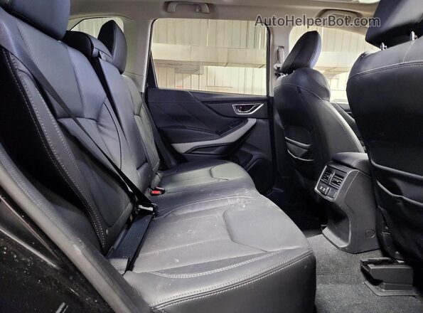 JF2SKALCXRH451726 2024 SUBARU FORESTER Черный Вид задней части салона
