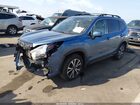 2022 Subaru Forester Limited Blue vin: JF2SKAPC3NH487133