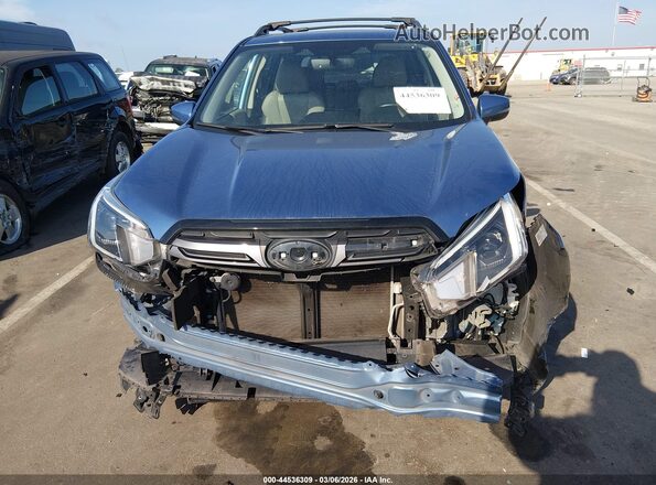 JF2SKAPC3NH487133 2022 SUBARU FORESTER Blue Вид задньої частини салону