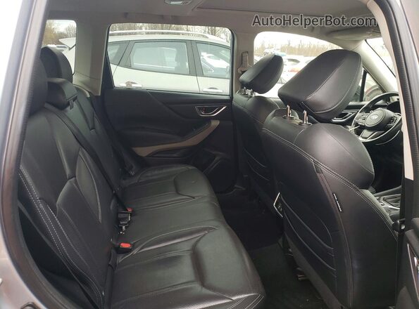 JF2SKAPC6NH432837 2022 SUBARU FORESTER Серебряный Вид задних сидений