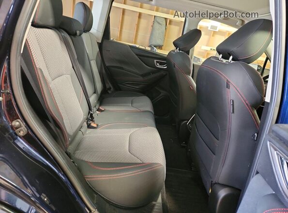 JF2SKAPCXKH582929 2019 SUBARU FORESTER Blue Widok wnętrza z tyłu