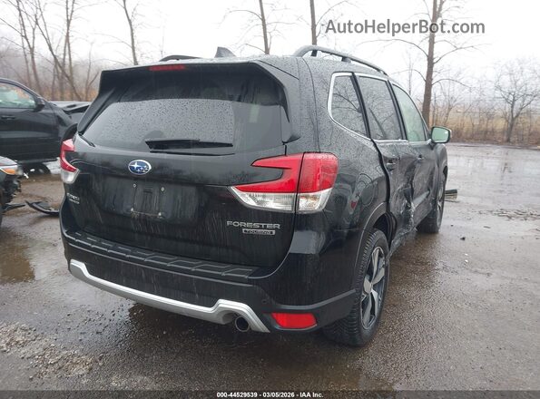 JF2SKAXC5LH420966 2020 SUBARU FORESTER Черный Задняя правая четверть