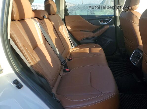 JF2SKAXC6LH437968 2020 SUBARU FORESTER White Widok tylnych siedzeń