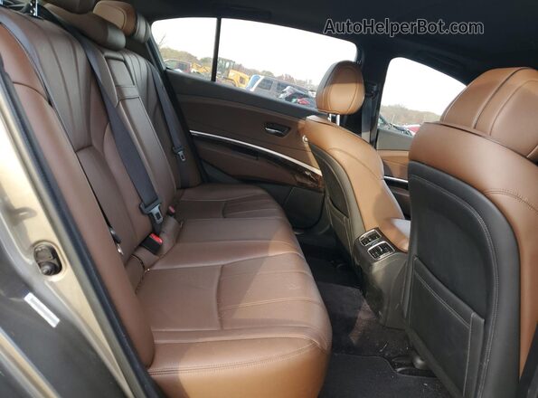 JH4KC1F51JC000984 2018 ACURA RLX Желто-коричневый Вид задних сидений