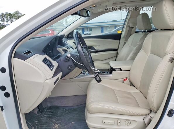 JH4KC1F9XGC002003 2016 ACURA RLX White Widok wnętrza z przodu