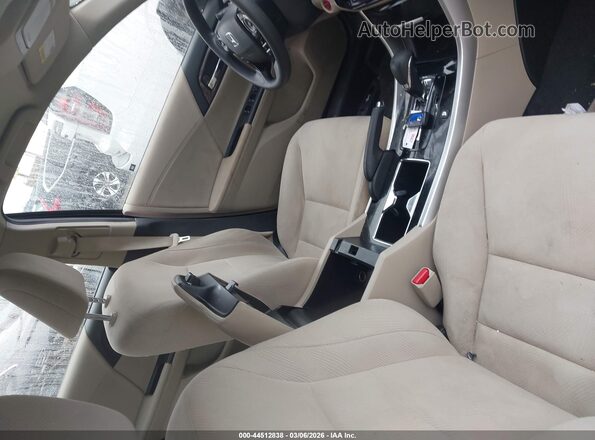 JHMCR6F3XHC018974 2017 HONDA ACCORD HYBRID Черный Вид салона спереди