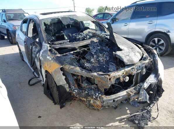 JHMCR6F7XHC030903 2017 HONDA ACCORD HYBRID Белый Передняя правая четверть