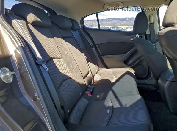 JM1BM1L74G1332829 2016 MAZDA 3 Коричневый Вид задних сидений