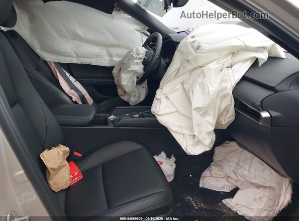 JM1BPAKL2T1858442 2026 MAZDA 3 Серебряный Вид салона спереди