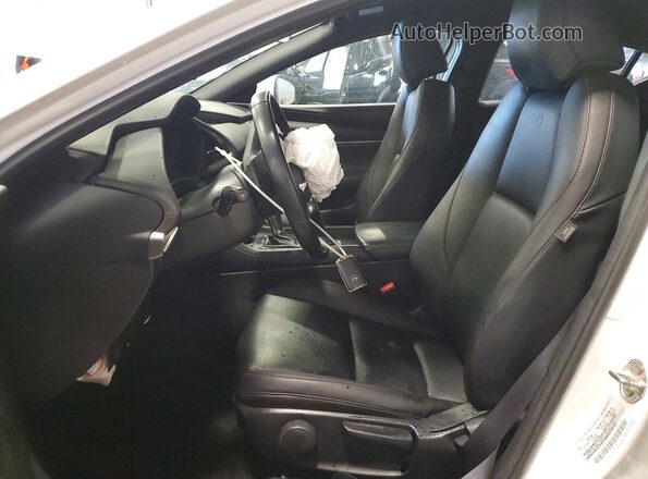 JM1BPAKM3P1605080 2023 MAZDA 3 Белый Вид салона спереди