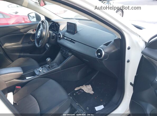 JM1DKDB71K1409683 2019 MAZDA CX-3 White Սալոնի դիմացի տեսք