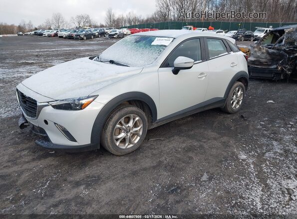 JM1DKFB70L1461934 2020 MAZDA CX-3 Белый Передняя левая четверть