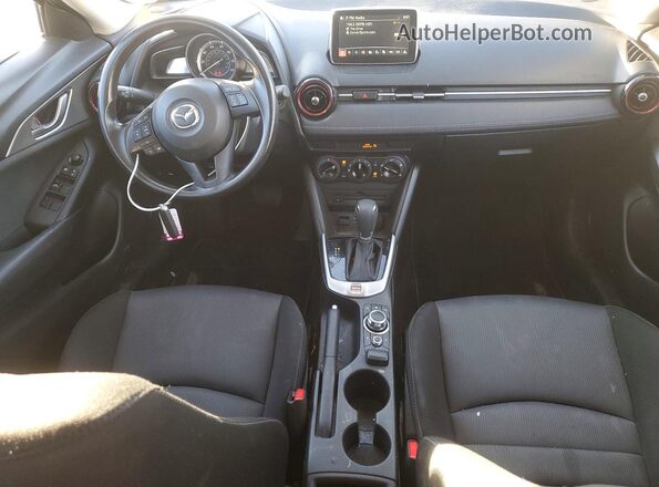 JM1DKFB74H0150598 2017 MAZDA CX-3 Белый Вид панели приборов