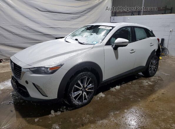 JM1DKFC77J0331635 2018 MAZDA CX-3 Белый Передняя левая четверть