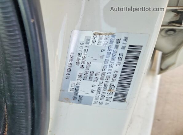 JM1GL1V59H1150341 2017 MAZDA 6 White Вид підкапотного простору
