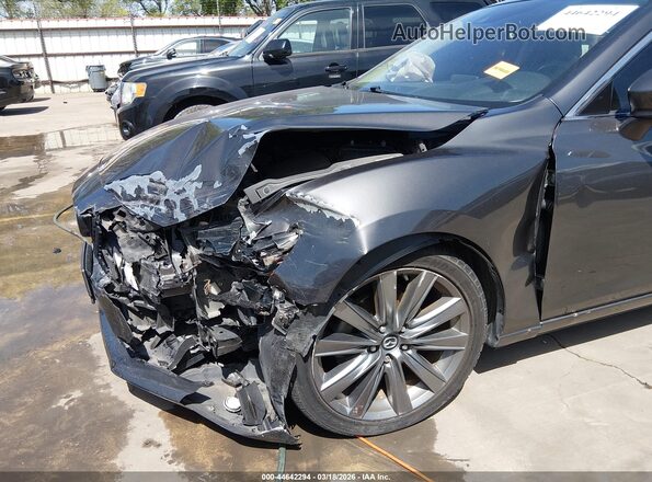 JM1GL1VM4J1327147 2018 MAZDA 6 Серый 
