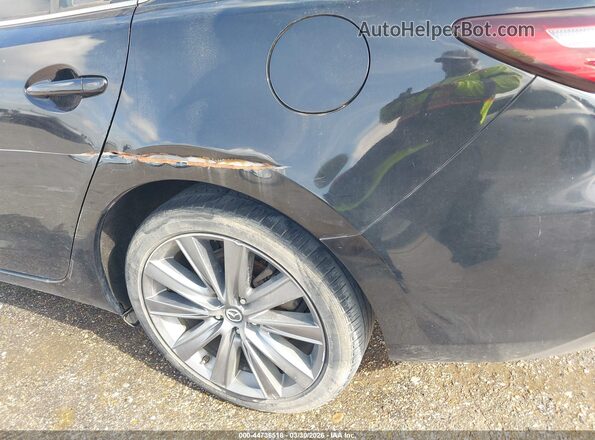 JM1GL1VM9J1312885 2018 MAZDA 6 Черный 