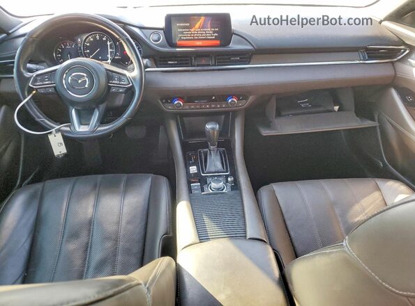 JM1GL1XY0J1319272 2018 MAZDA 6 Красный Вид панели приборов