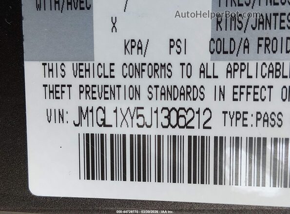JM1GL1XY5J1306212 2018 MAZDA 6 Коричневый Вид подкапотного пространства