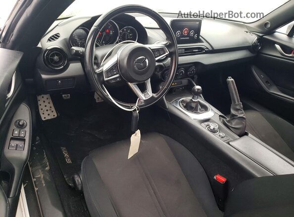 JM1NDAB77K0302169 2019 MAZDA MX-5 Белый Вид панели приборов