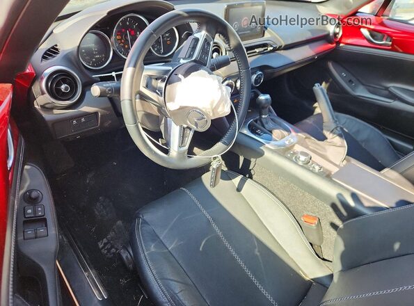JM1NDAD73N0507988 2022 MAZDA MX-5 Красный Вид панели приборов