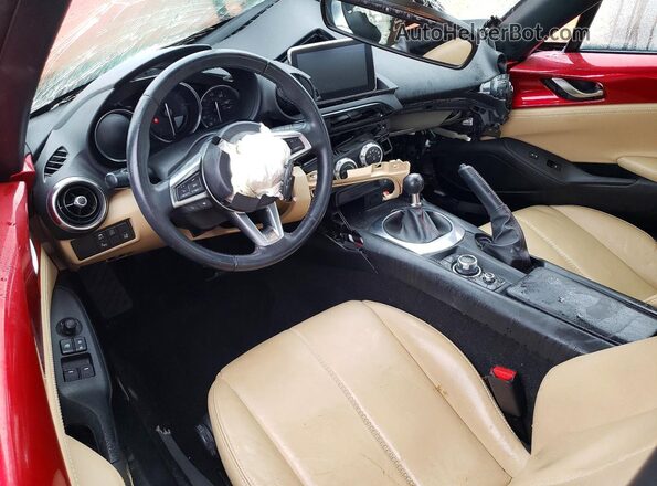 JM1NDAD79H0124805 2017 MAZDA MX-5 Красный Вид панели приборов