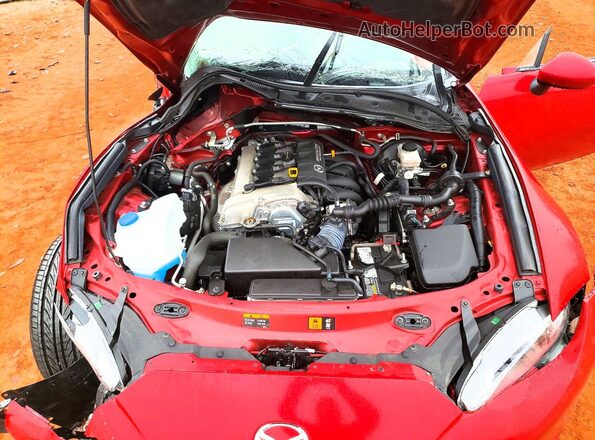 JM1NDAD79H0124805 2017 MAZDA MX-5 Красный Вид задней части салона