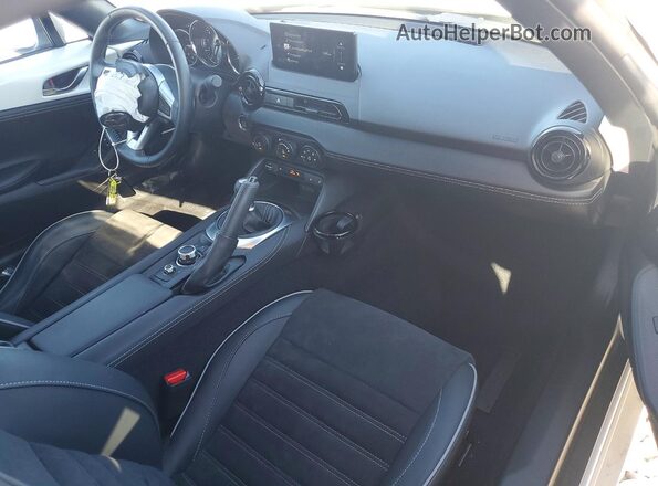 JM1NDAL70R0605402 2024 MAZDA MX-5 Белый Вид панели приборов